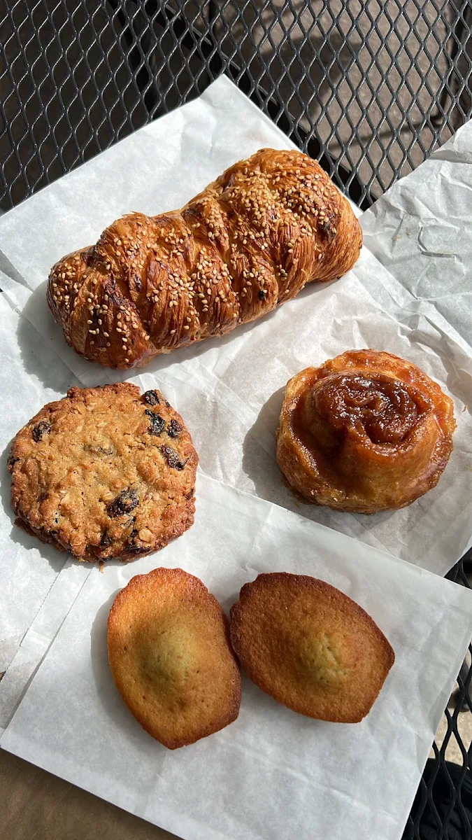 Oatmeal Raisin Cookie