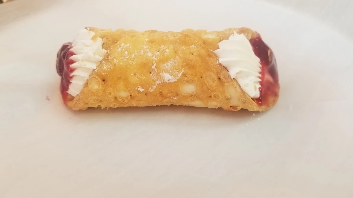 Strawberry Cheesecake Cannoli