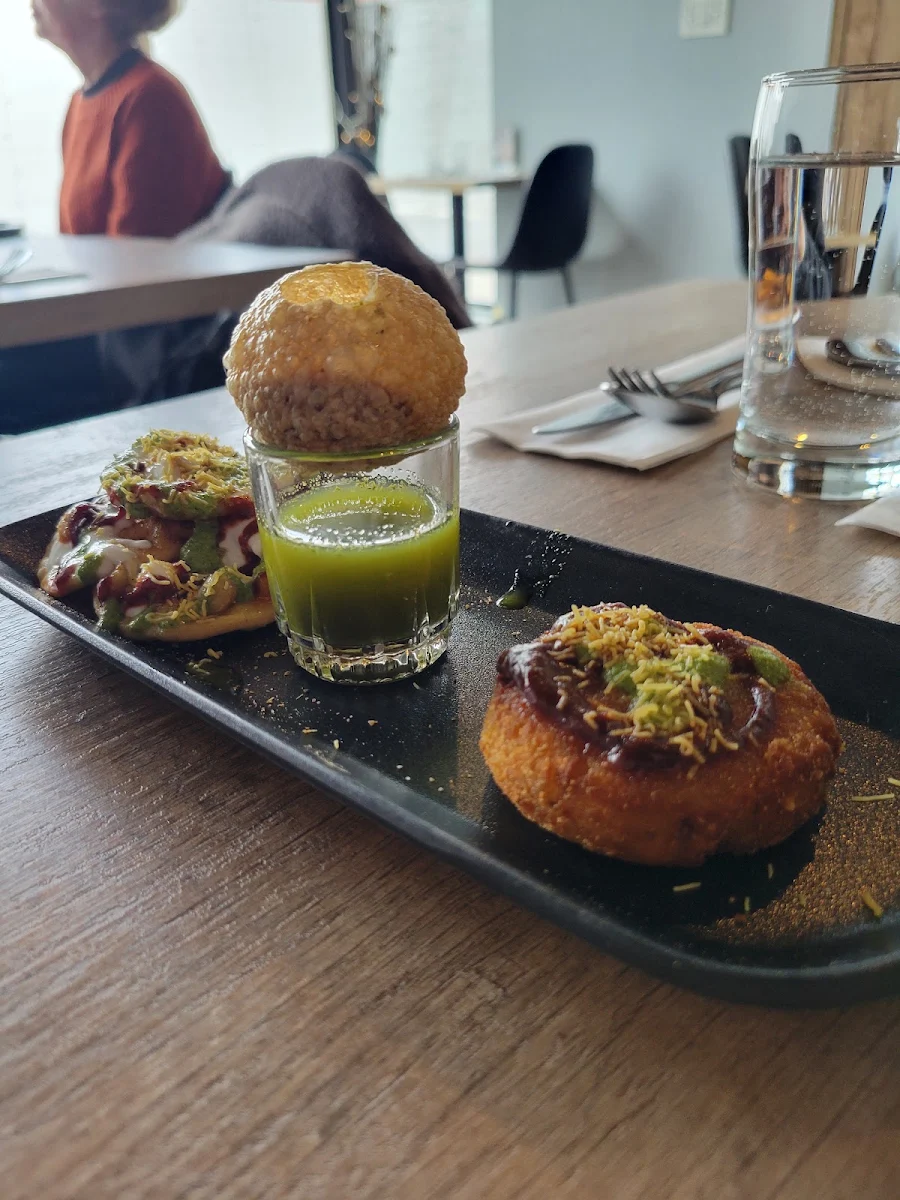 Chaat gpt, RAAHI MODERN INDIAN KITCHEN & BAR