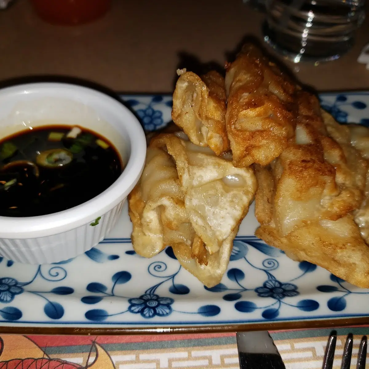 6 Cream Cheese Wonton