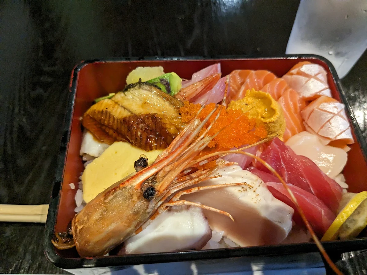 Deluxe Chirashi Don, Tokyo Sushi