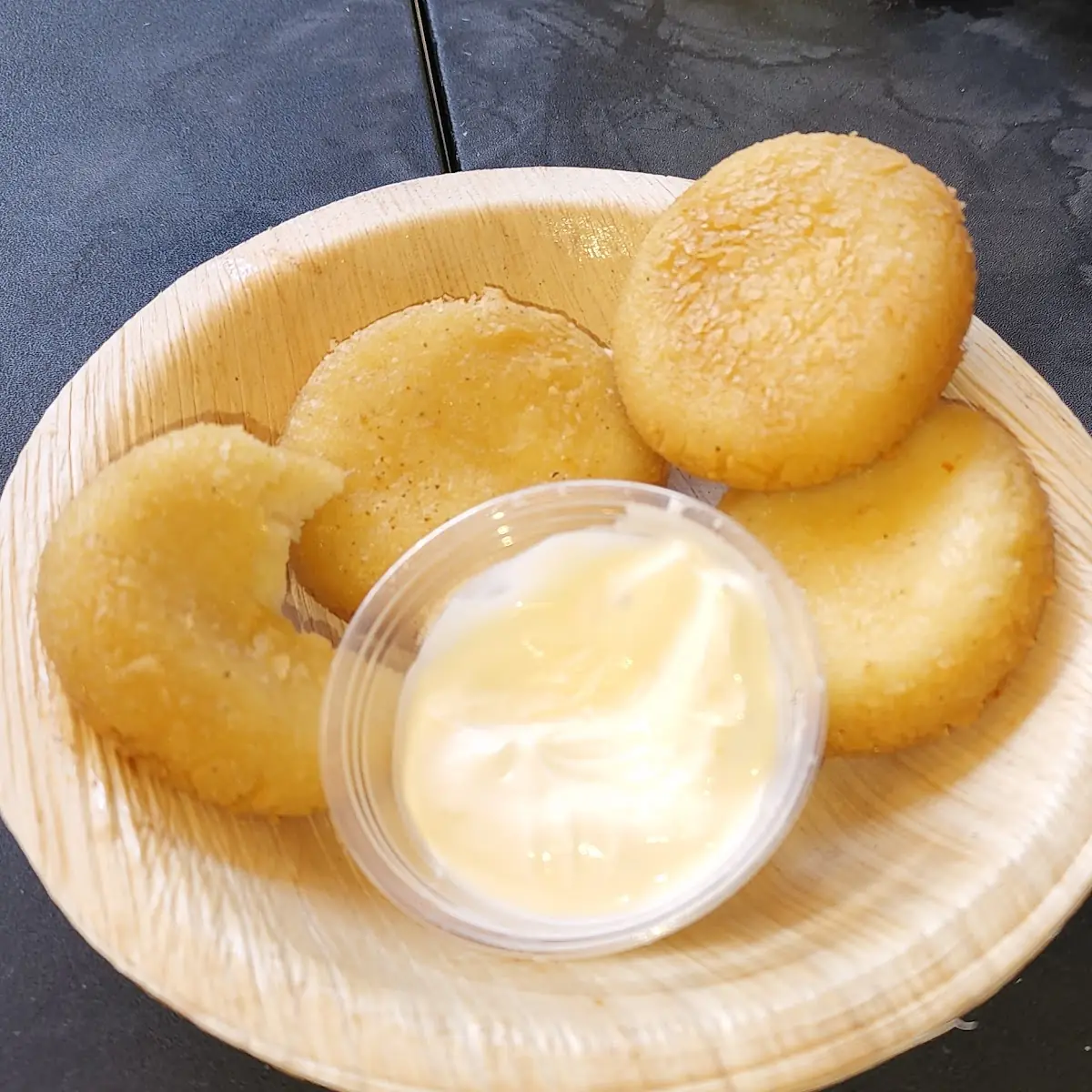 Arepas Rellenas De Queso