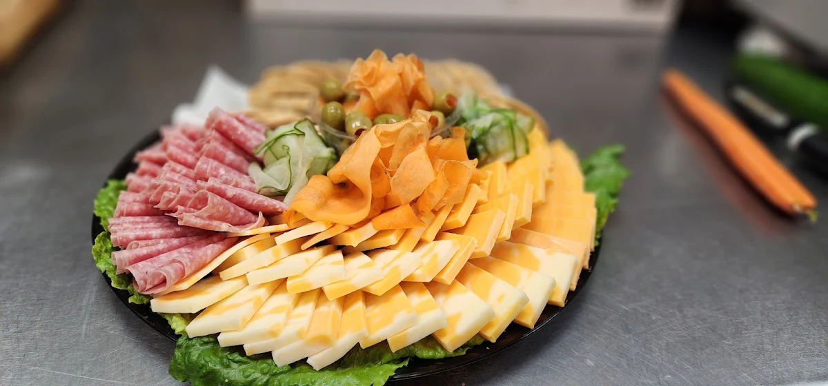 Sliced Meat and Cheese Party Tray