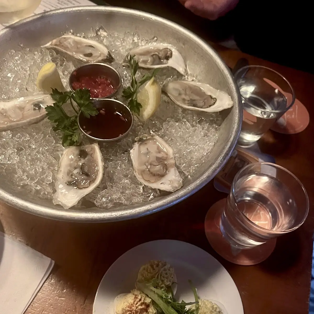 Oysters on Ice with Lemon