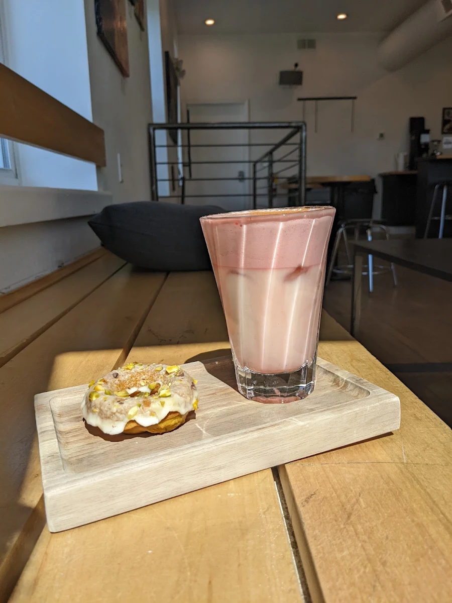 Strawberry Cheesecake Latte