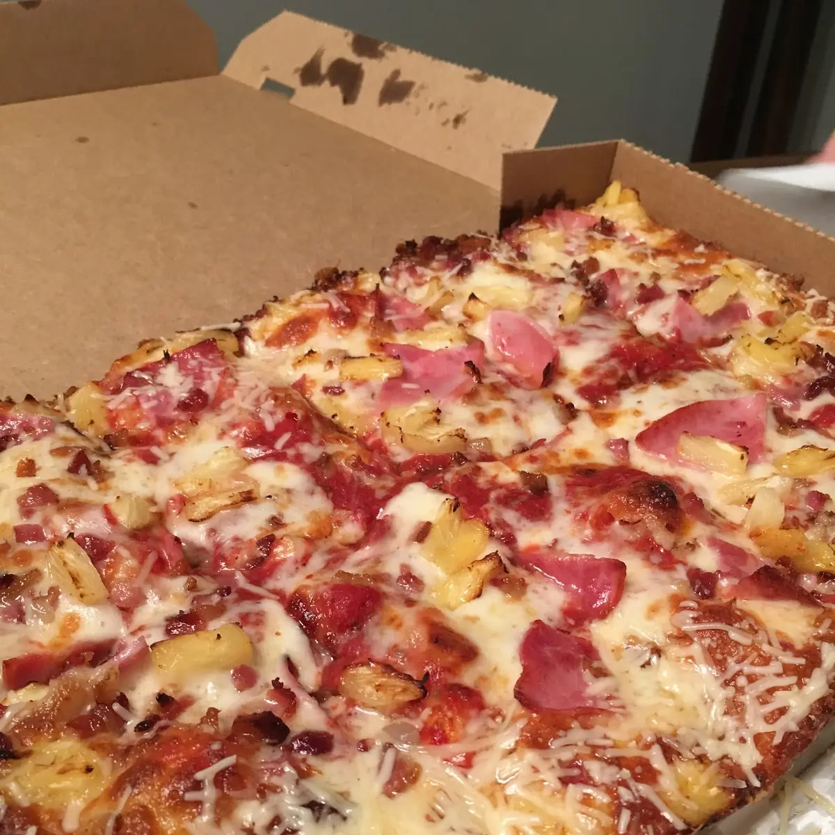 Hawaiian Pizza