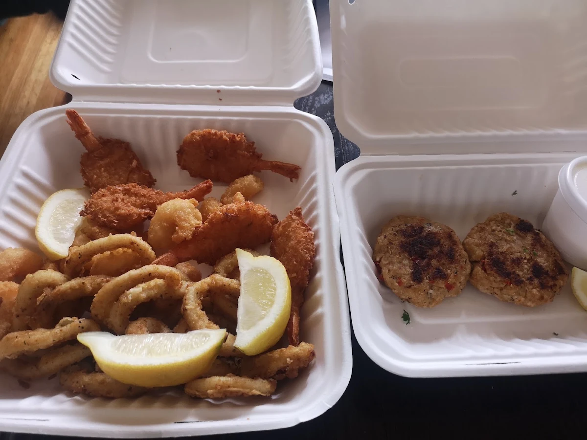 Captain's Combo, Pelican Pier