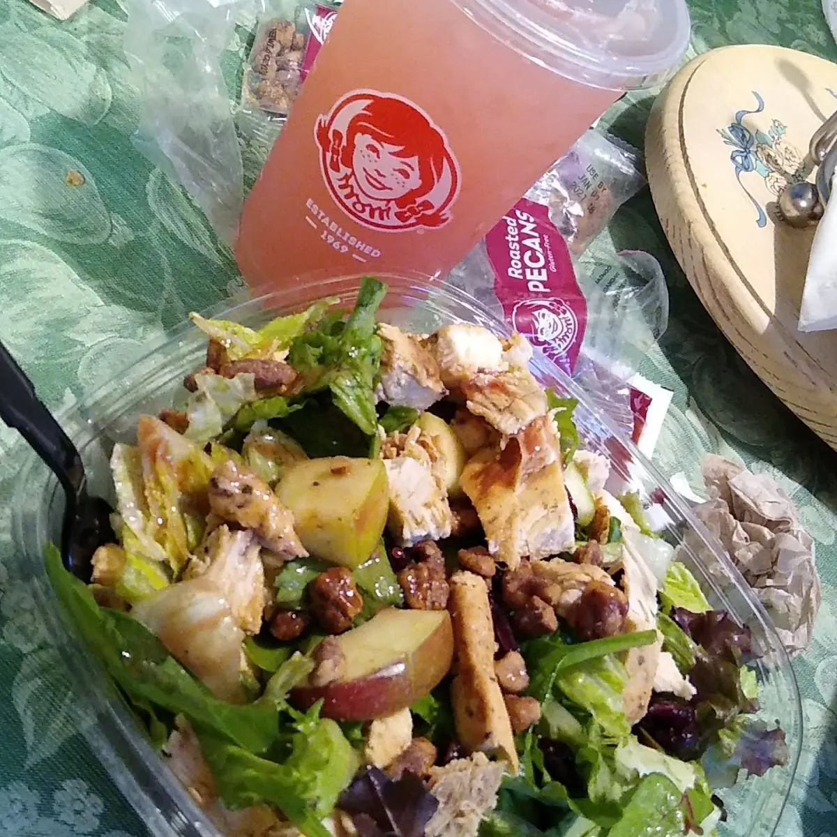 Apple Pecan Salad