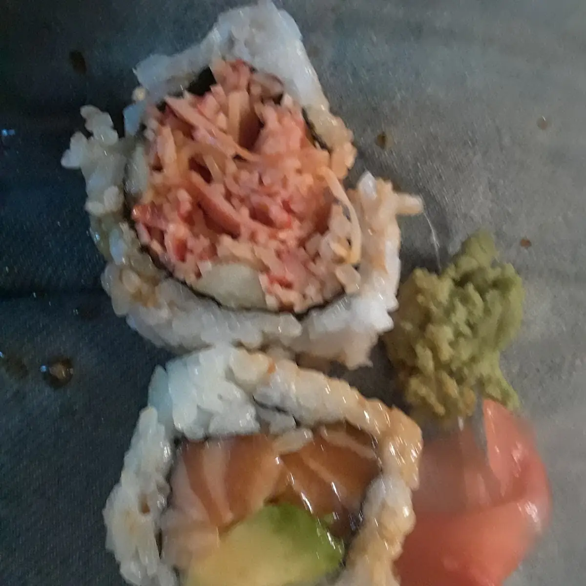 Salmon Roll