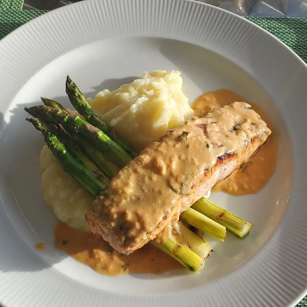 Basil Lemon Seared Salmon