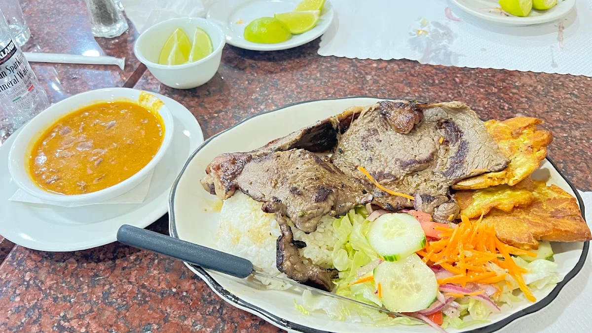 Carne Asada with Salad and Beans