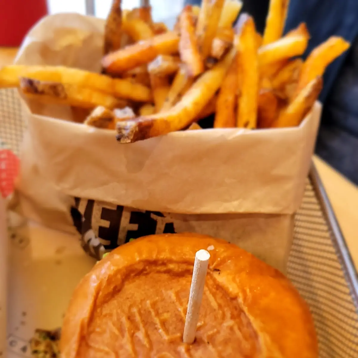 Chicken Sandwich De Pol