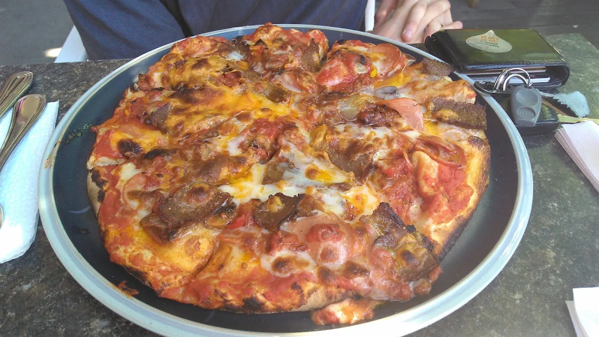 Sahara Pizza, CLEOPATRA RESTAURANT