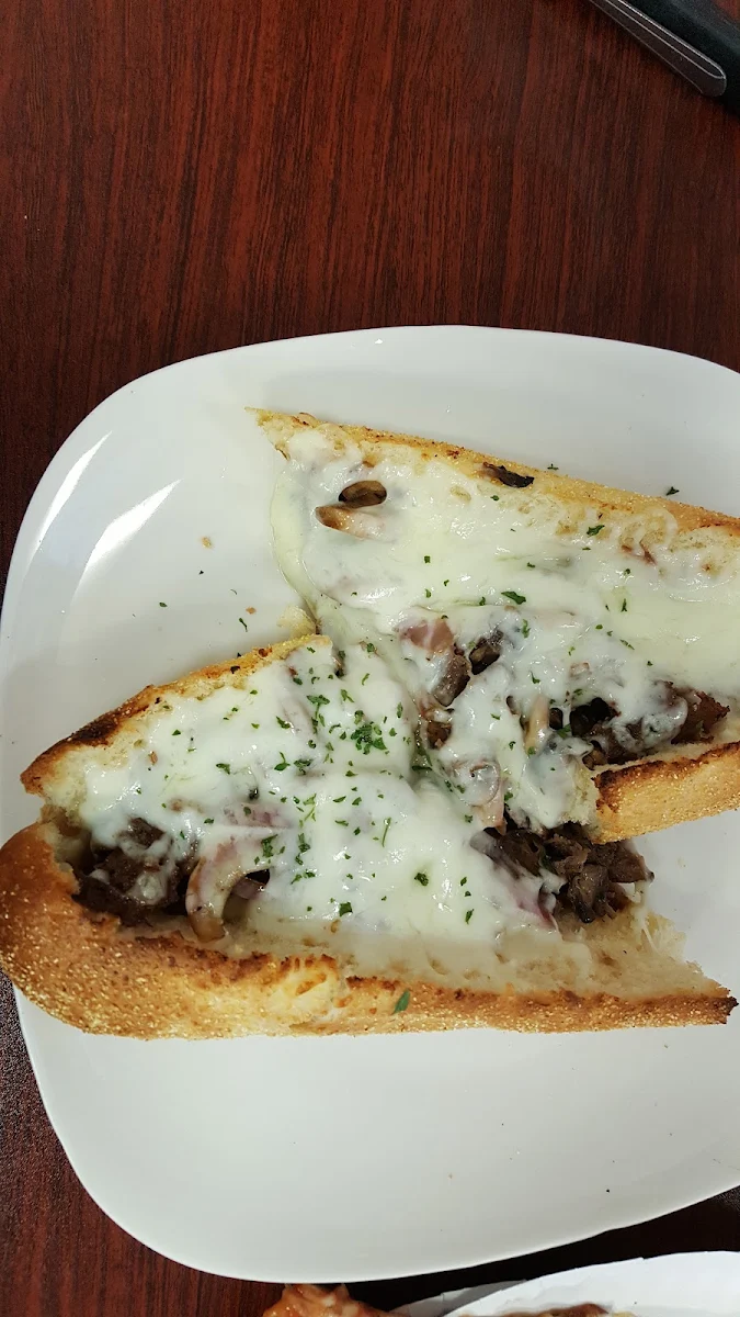 Cheese Steak w Mushrooms