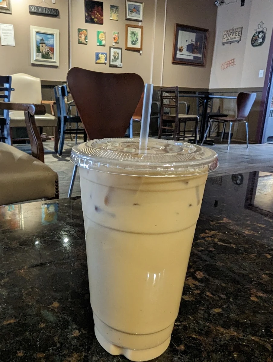 Iced Caramel Macchiato
