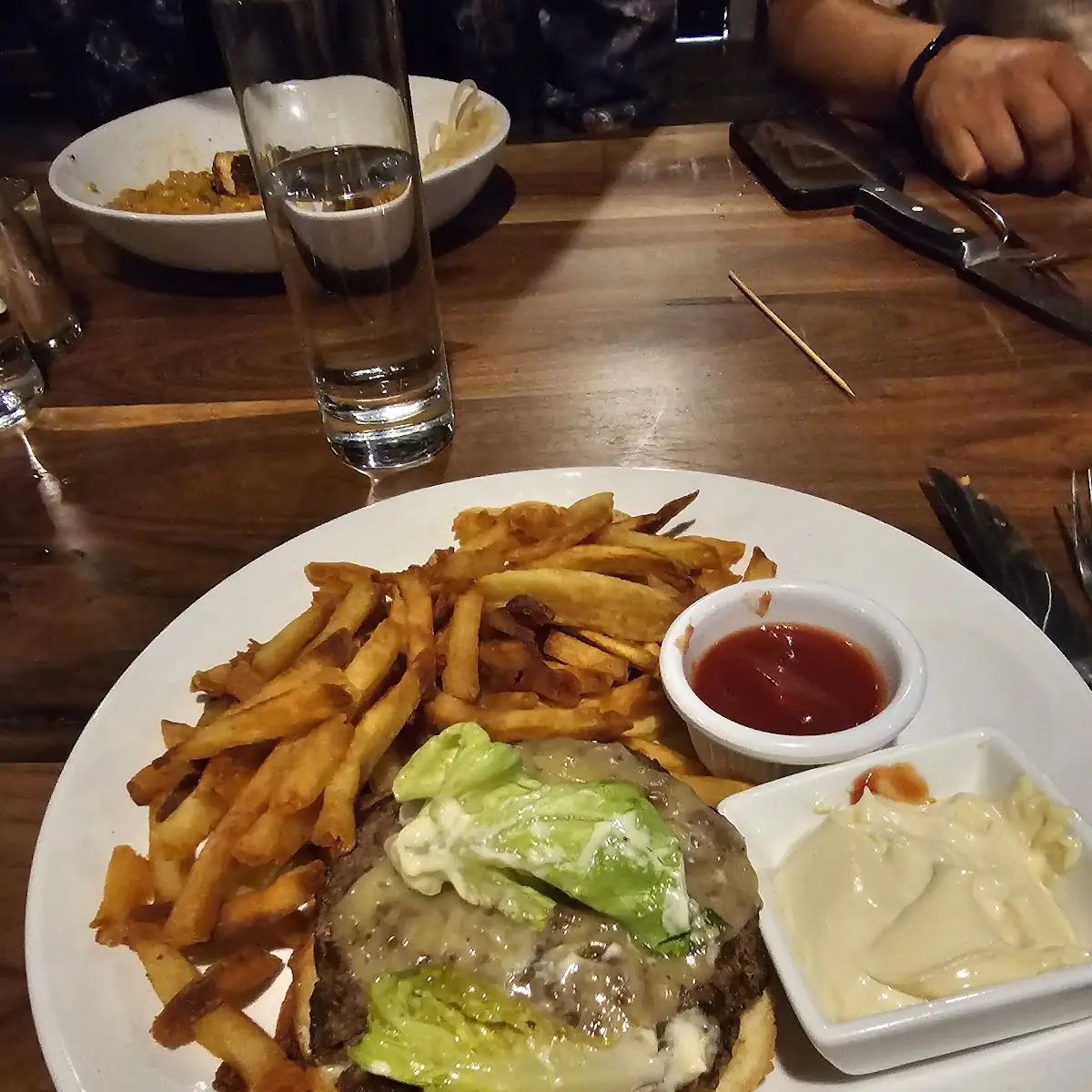 Medium Burger