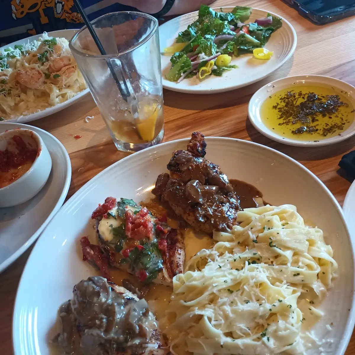 Shrimp Alfredo Chicken Trio Appetizer Sampler