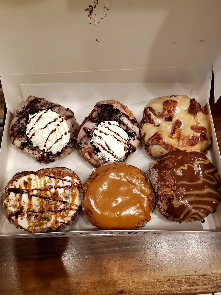 Layered Cake Donuts Box