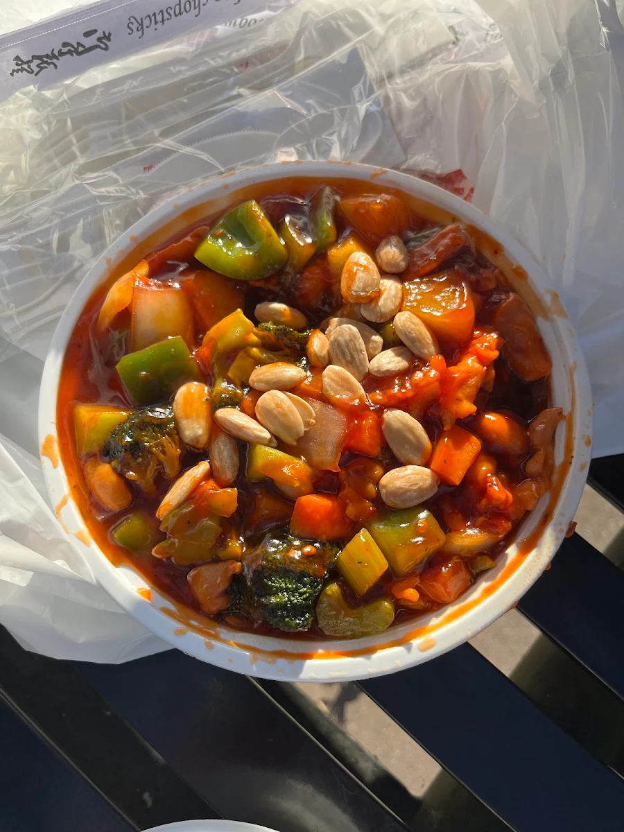 Kung Pao Chicken, Jade's of Paris Restaurant