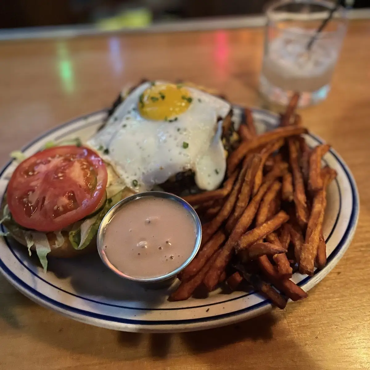 Triple Deluxe Burger