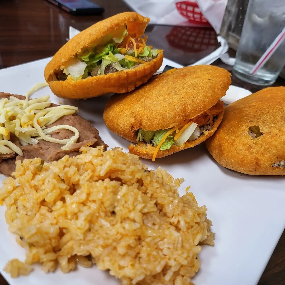 Gordita Plate
