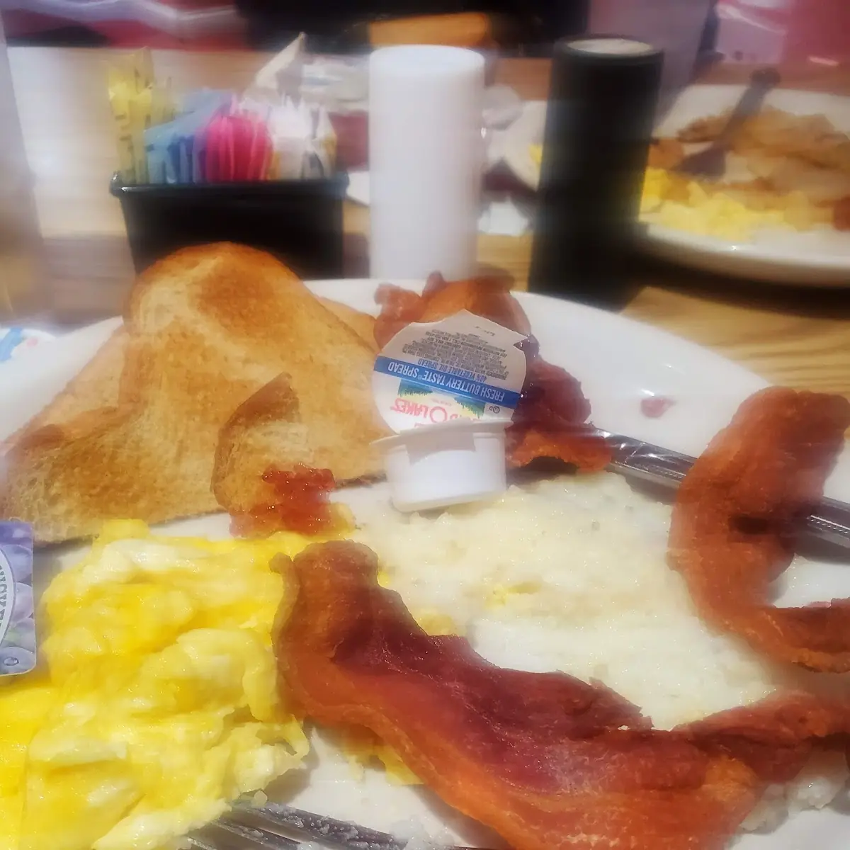Bacon Egg and Grits
