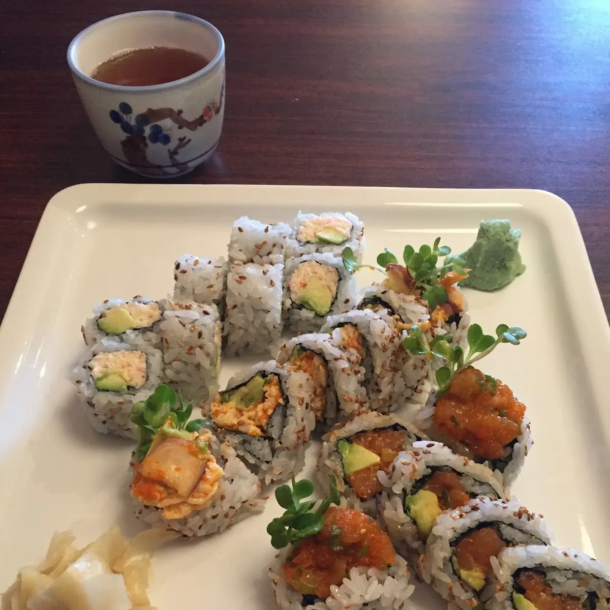 Spicy Salmon Rolls