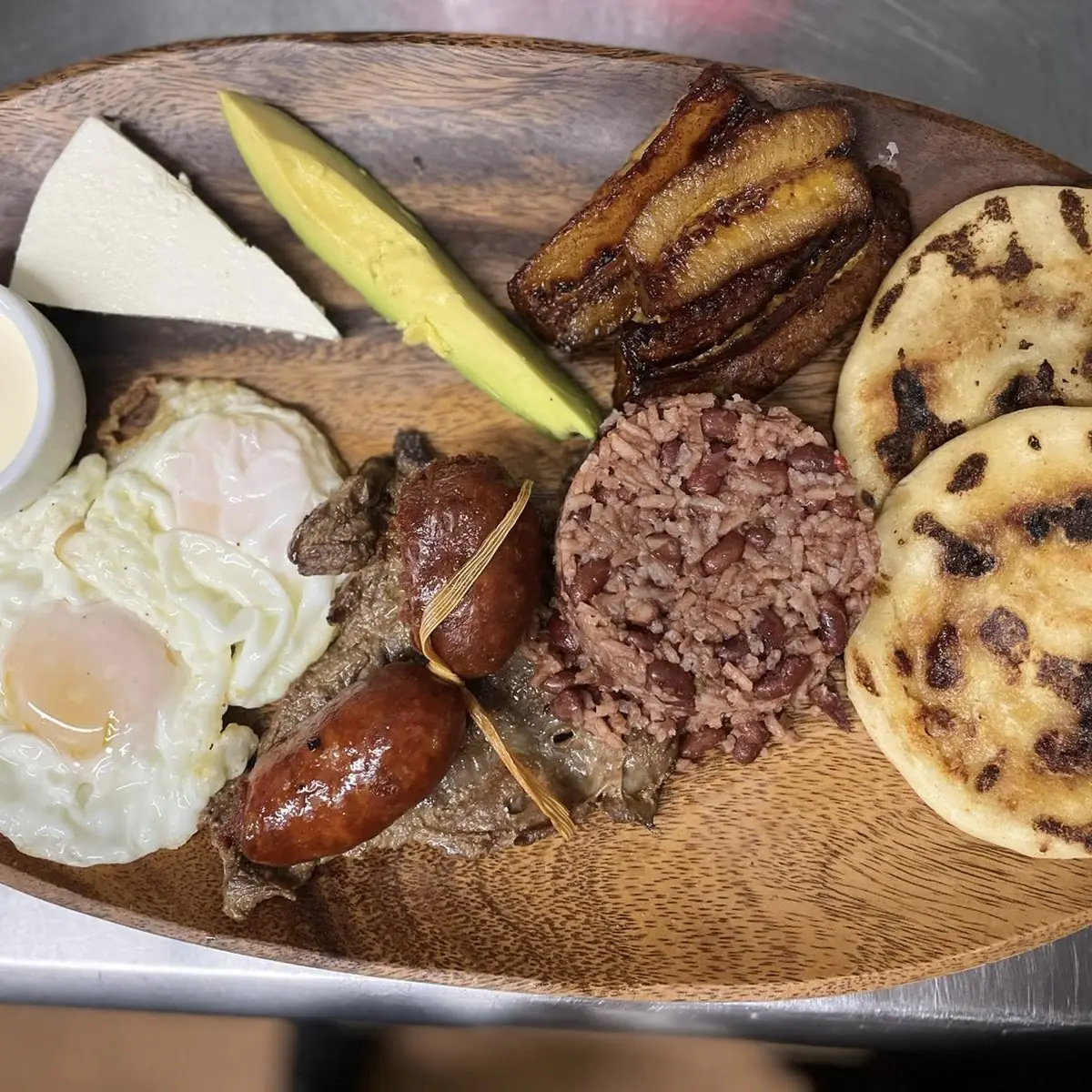 Huevos Estrellados Con Carne Asada