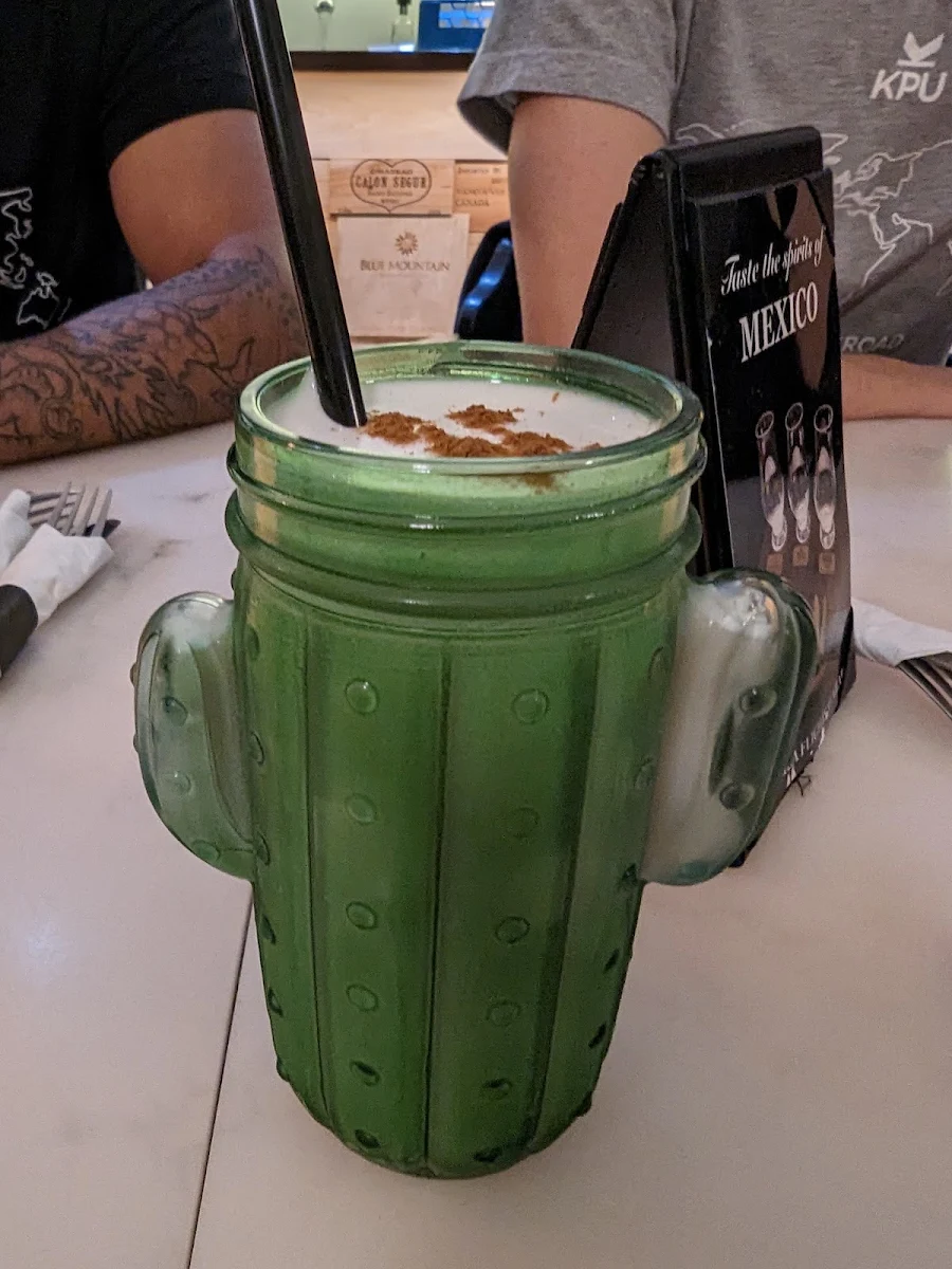 Horchata, Salsa & Guacamole