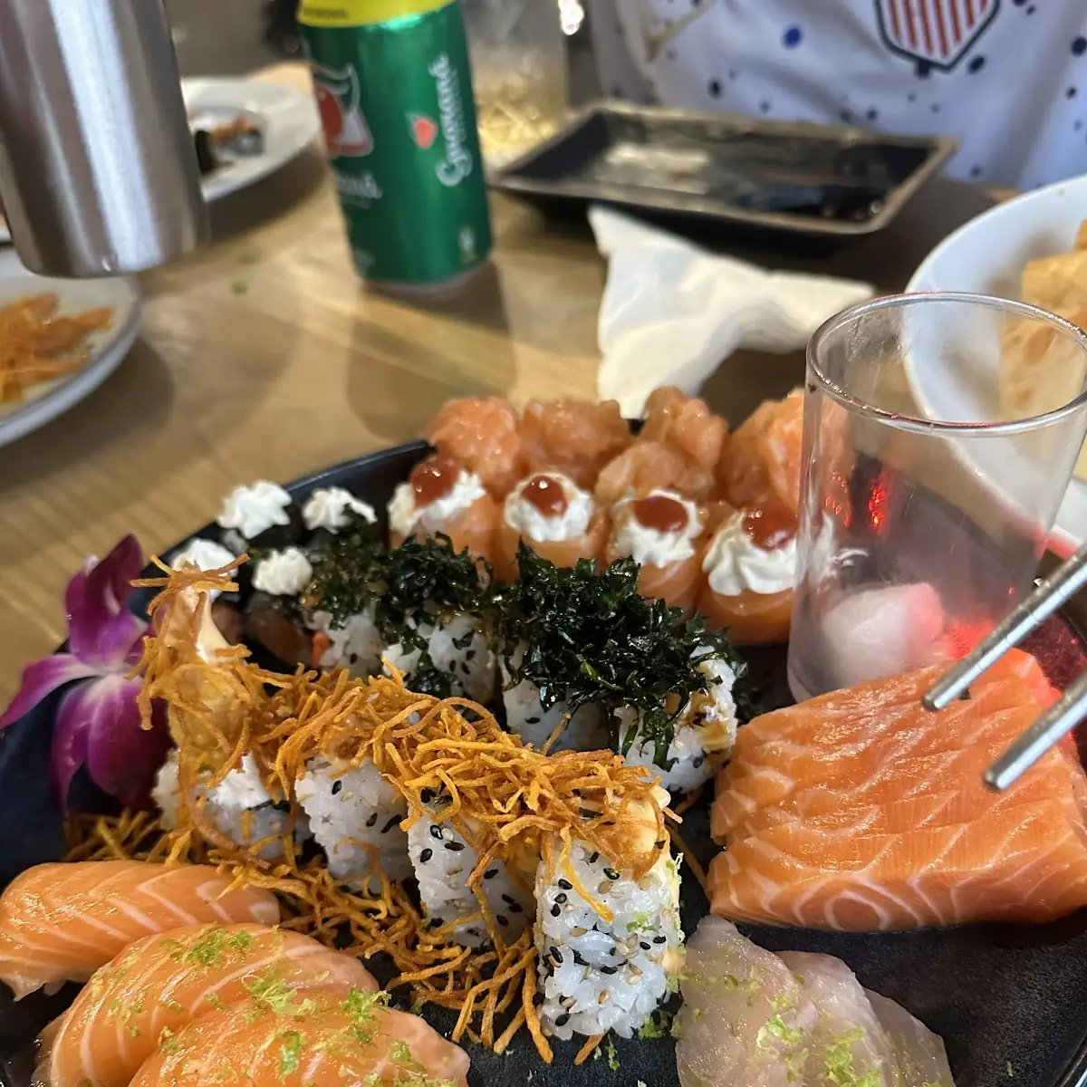 Sushi & Sashimi