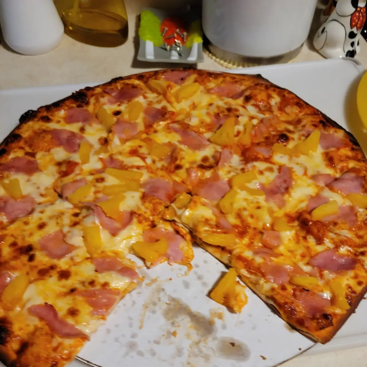 Hawaiian Pizza