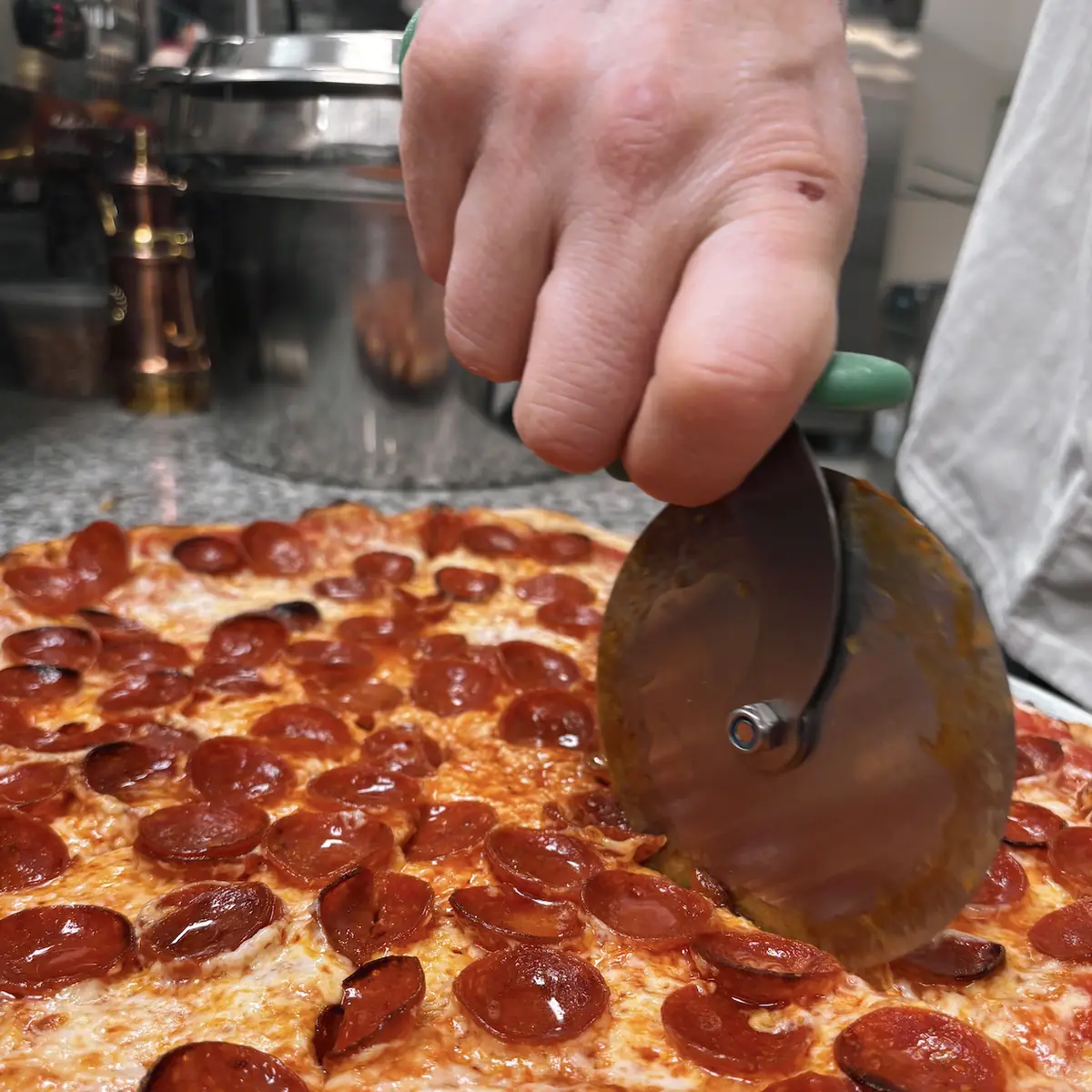 Benny's Favorite Pizza