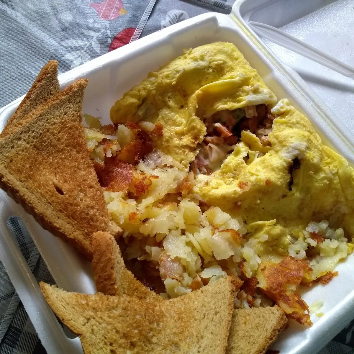 Omelette Hash Browns and Wheat Toast