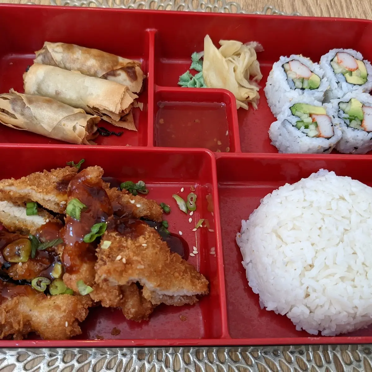 Bento Box w Katsu Chicken