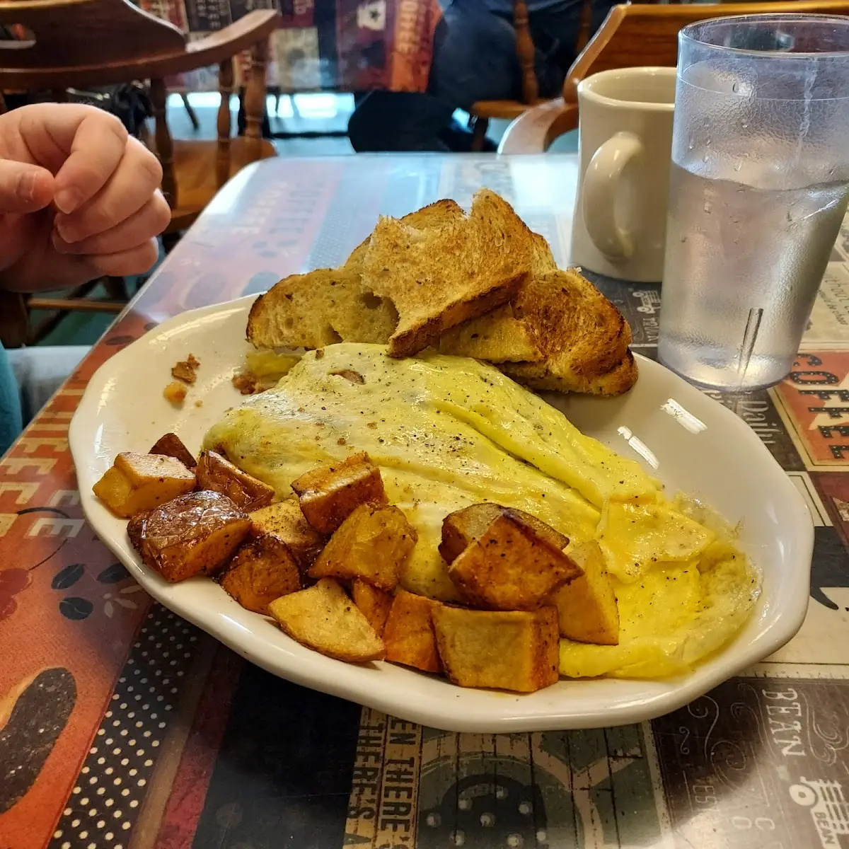 Hash and Cheddar Omelette