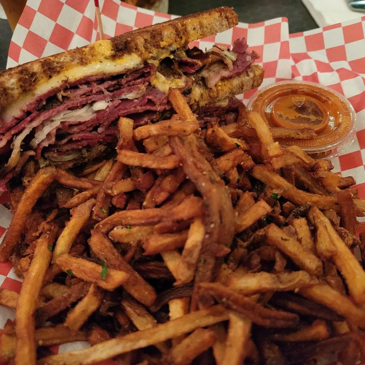 Pastrami Reuben