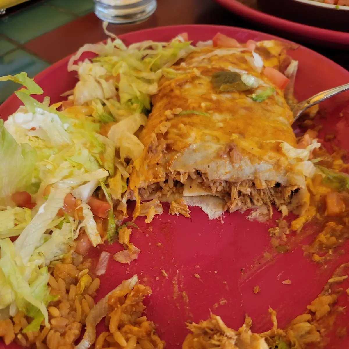 Super Burrito De Pollo