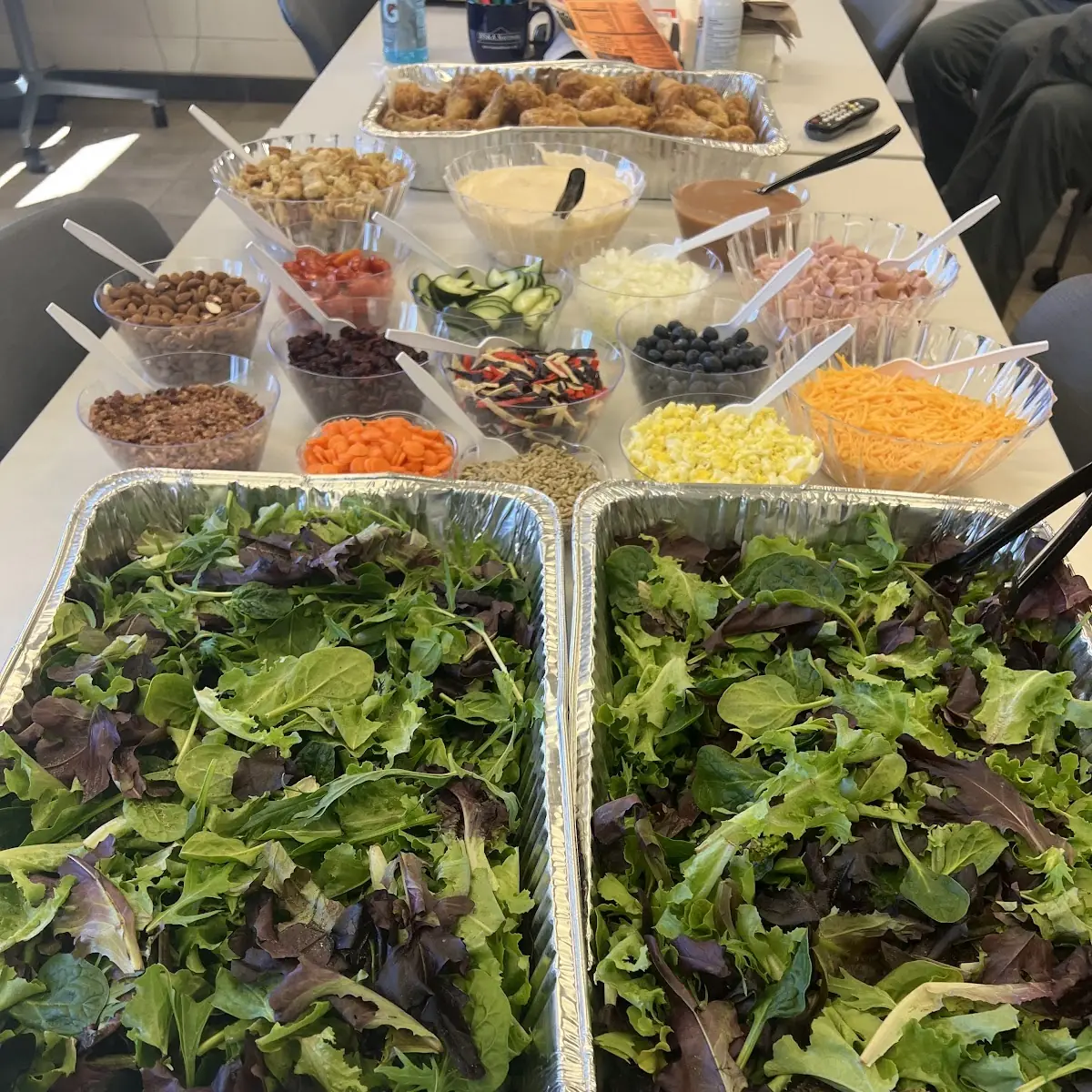 Deluxe Salad Bar