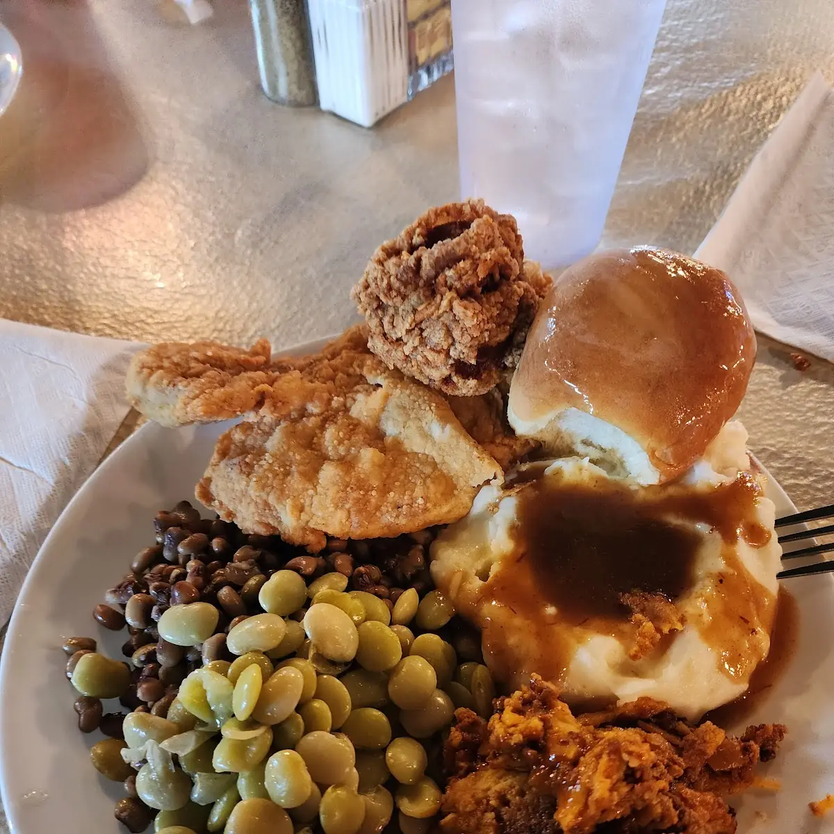 Fried Chicken with Mashed Potatoes