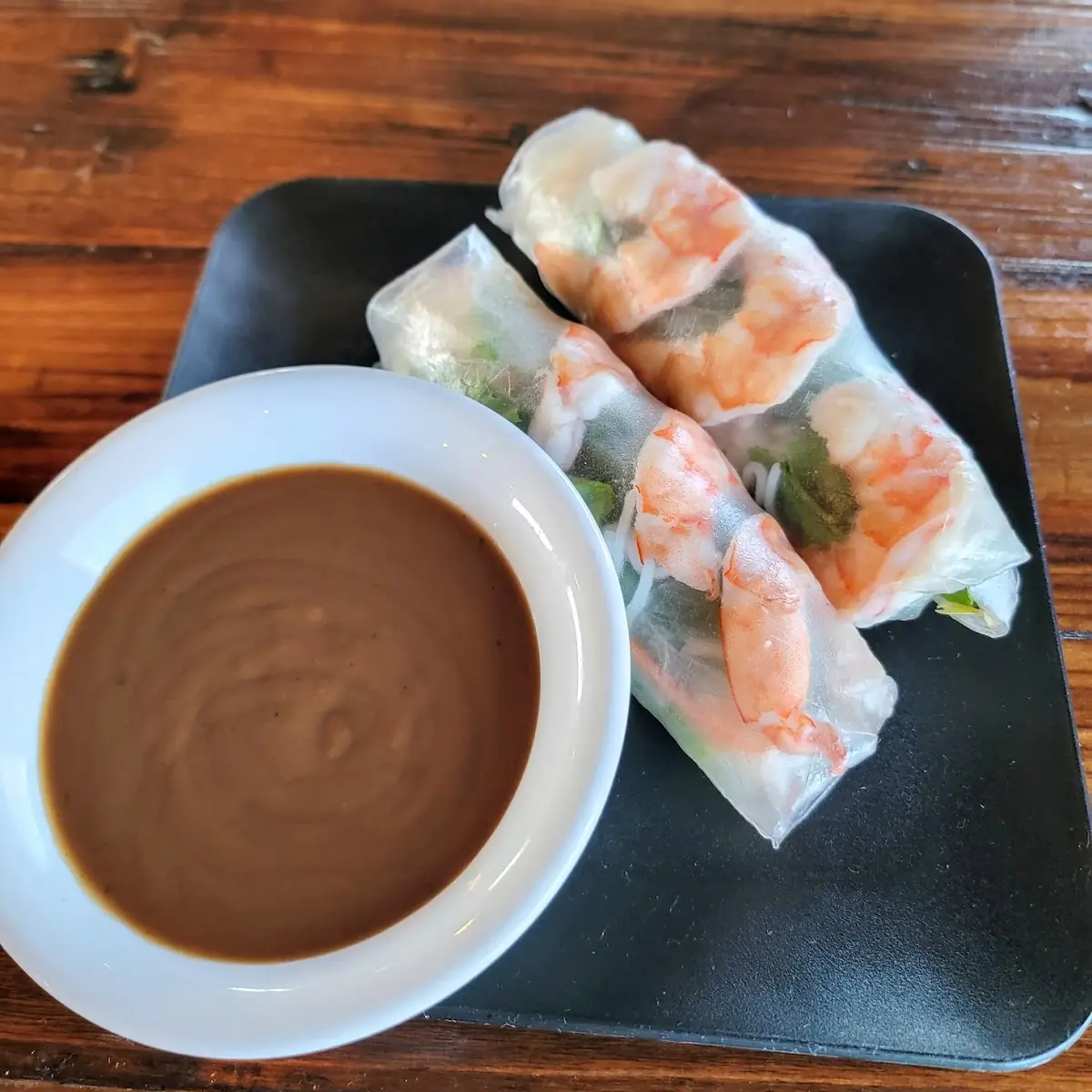 Spring Rolls w Peanut Sauce