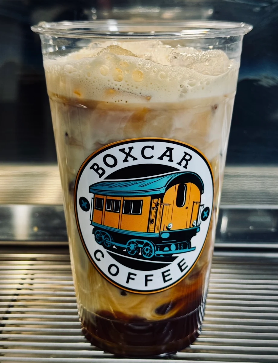 Large Iced Vanilla Latte