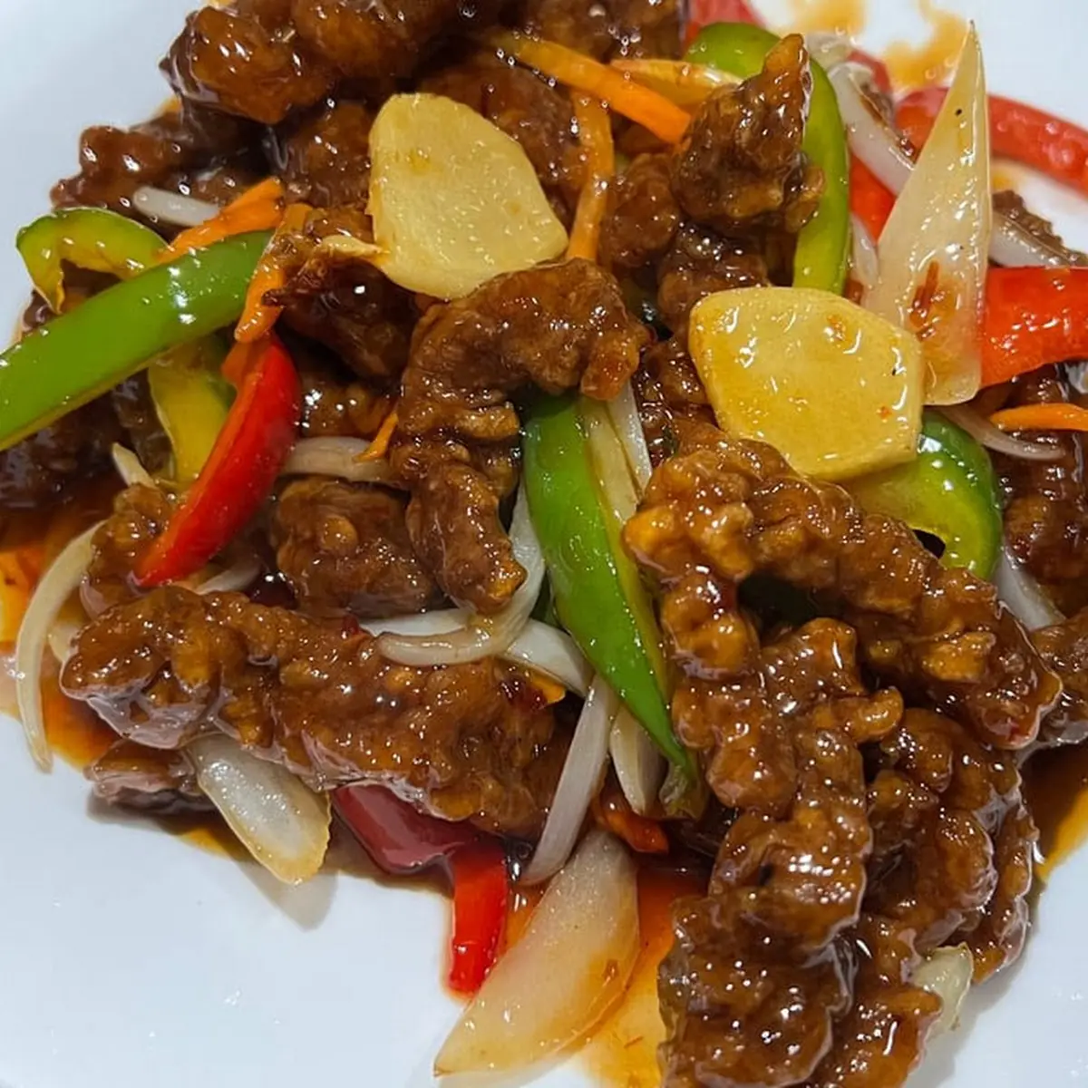 Highlights, Thong La's Restaurant