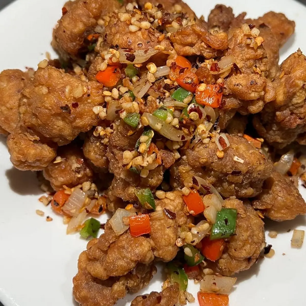 Highlights, Thong La's Restaurant