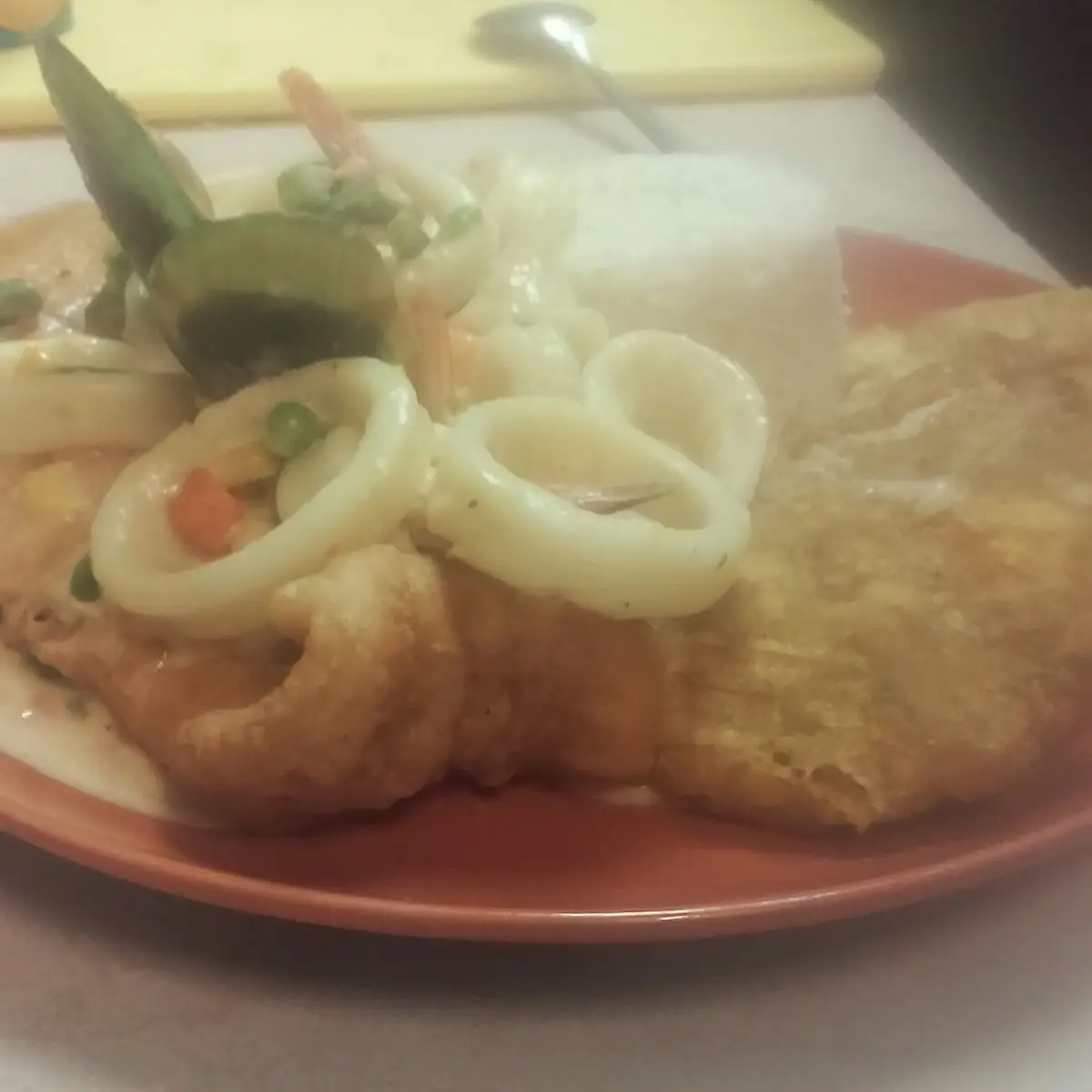 Pescado En Salsa de Mariscos