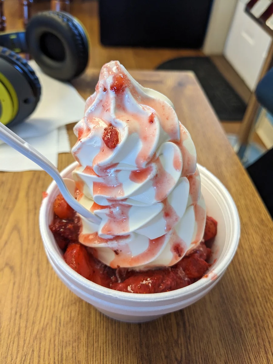 Strawberry Shortcake Sundae