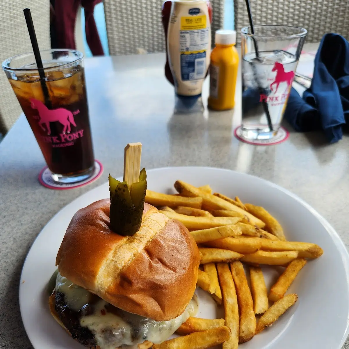 Pony Bistro Burger