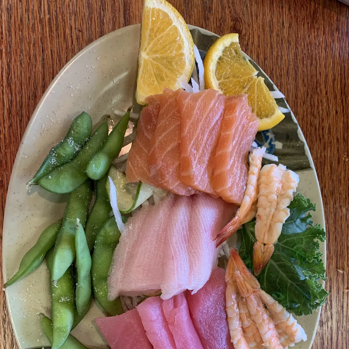 Sashimi Dinner Deluxe
