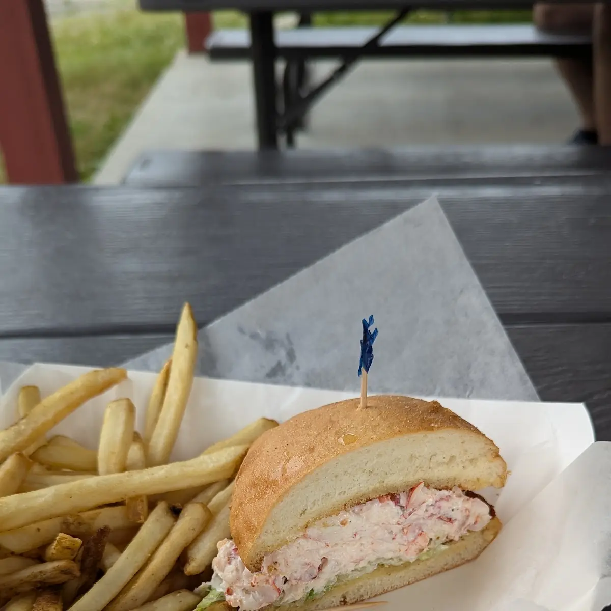 Traditional Lobster Roll