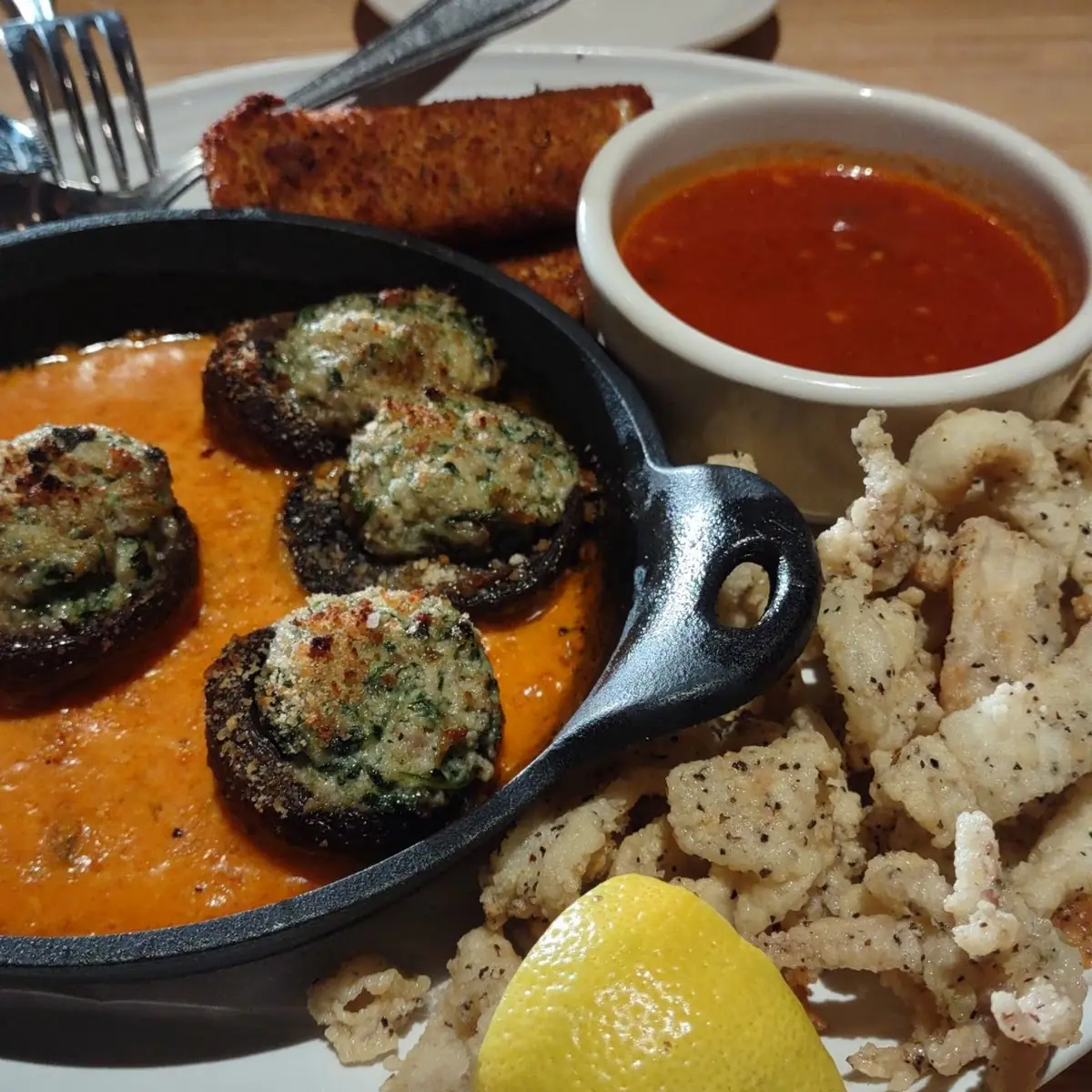 Classic Combination Appetizer Sampler