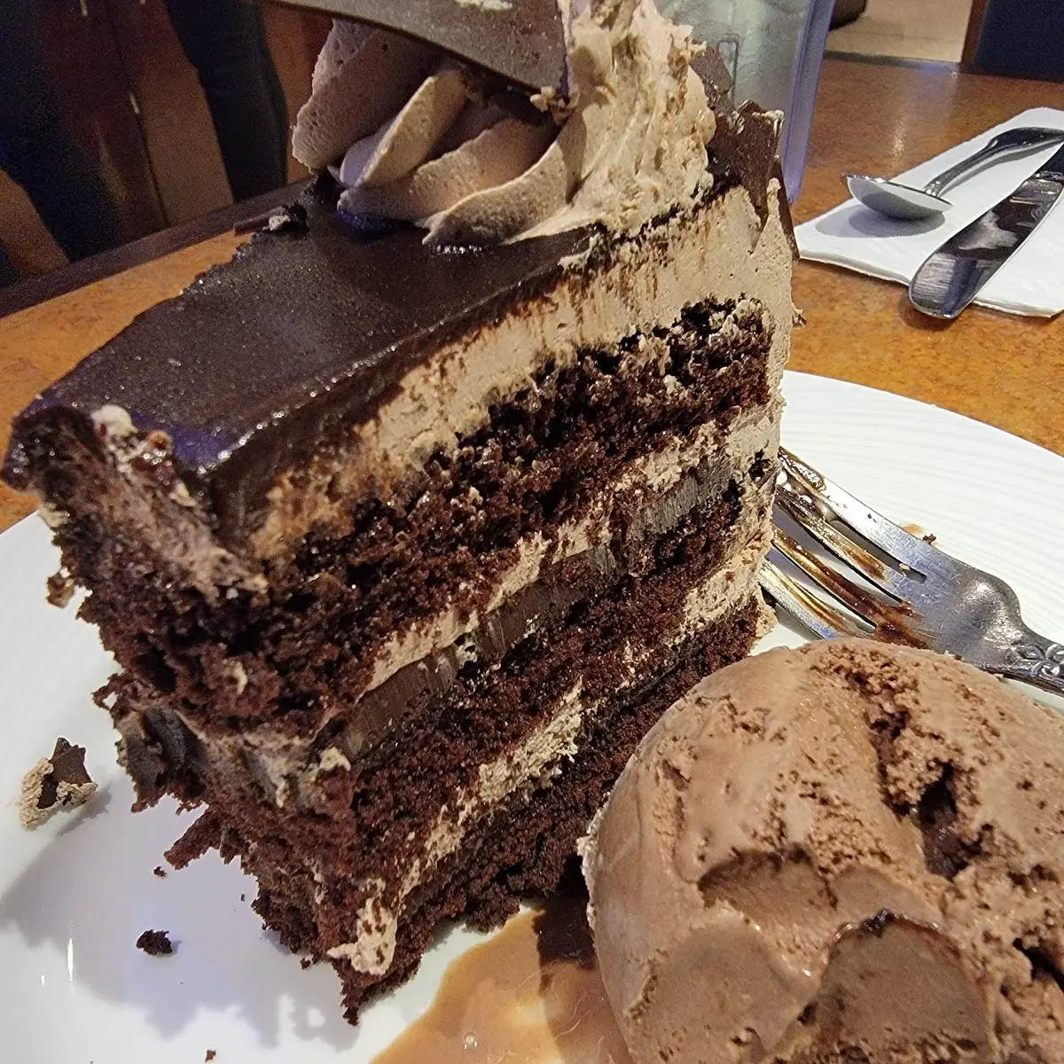 Reeses Peanut Butter Cake
